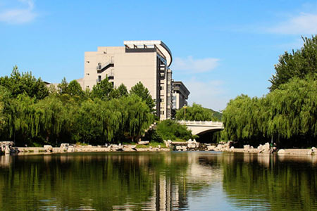 济南大学成人高考甲子湖