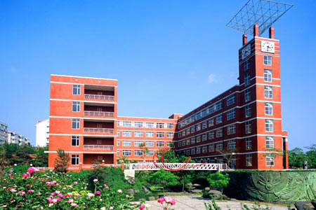 山东交通学院成人高考教学楼