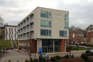 英国肯特大学本科