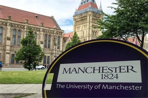 英国曼彻斯特大学本科