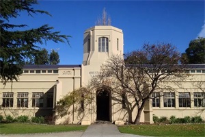 澳大利亚墨尔本大学本科