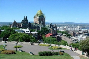 加拿大拉瓦尔大学本科