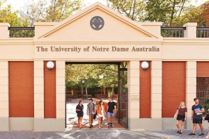 澳大利亚圣母大学硕士