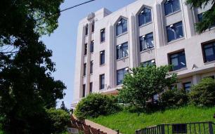 �ձ���ѧԺУ֮������ʴ�ѧ