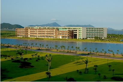 2013���б���ָ�ϣ�14�������רҵʵ��ԺУ�Ƽ�