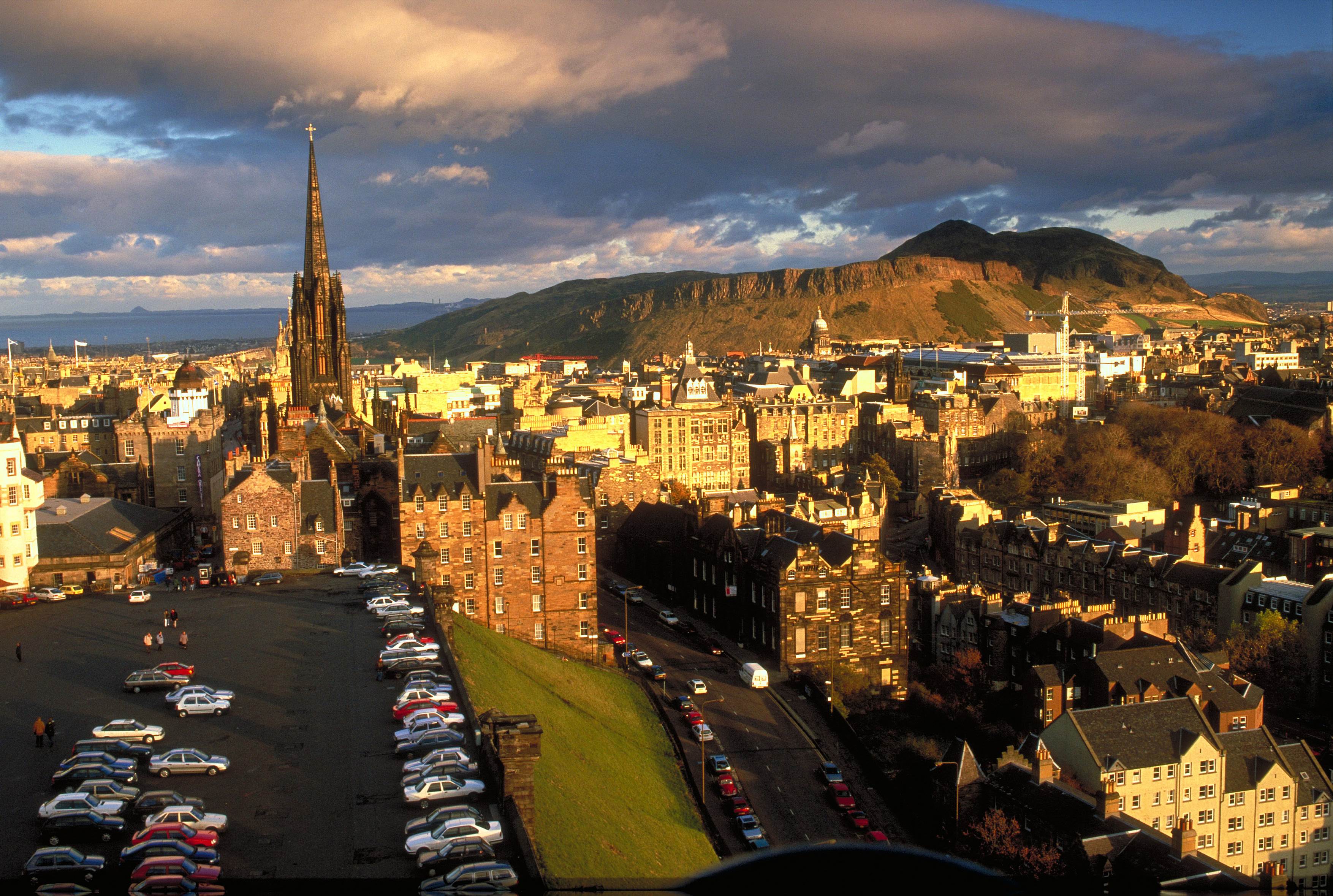 英国夏令营著名景点:爱丁堡城堡