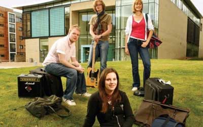 �Ĵ�������ѧ����