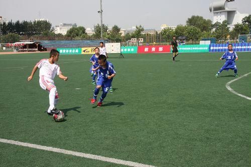 巨人足球夏令营