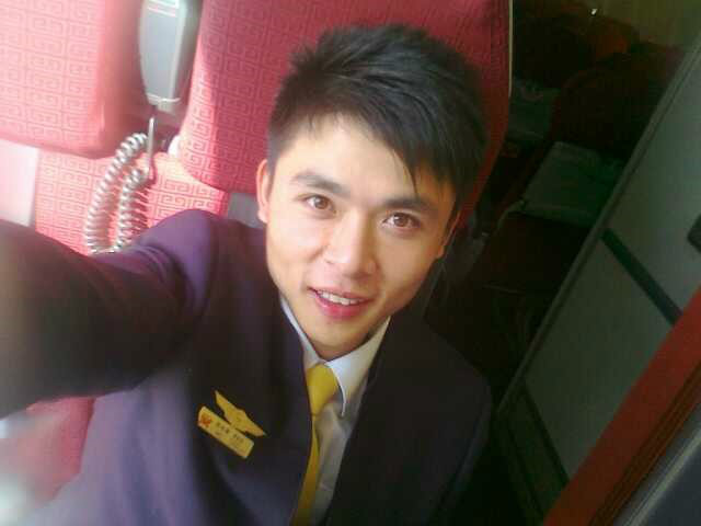 贵州航天职业技术学院就业明星:李冬慧、洪佳