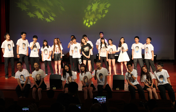 北京王府学校:圆满举行2014年届国际高中毕业晚会