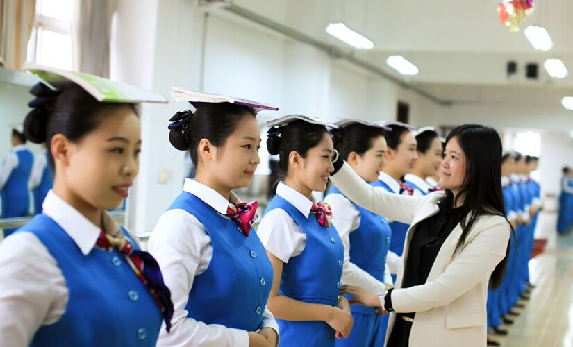 空姐訓練一天行程:探秘日照空姐“訓練營”