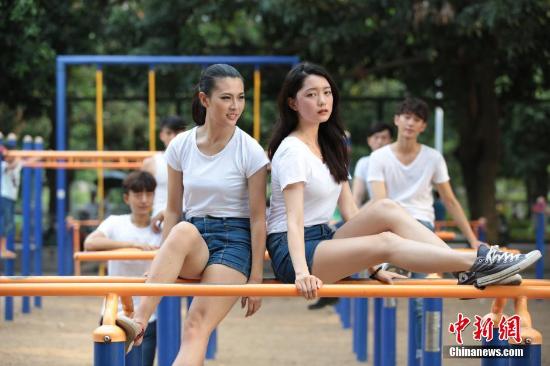 準(zhǔn)空乘加盟廣西校花校草大賽最后海選