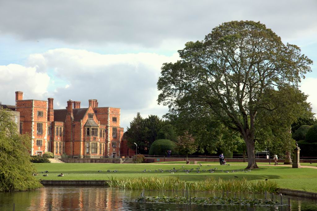 英国约克大学录取条件