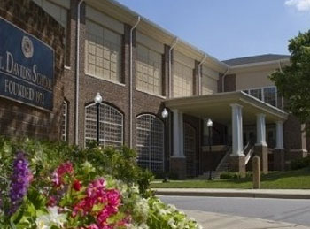 ����ʥ��ά˹��ѧ