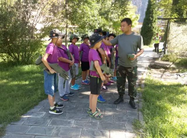 【巨人夏令营】穿越火线+全民枪战,开展夺宝奇