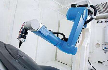 初中学历可以学习工业机器人培训吗?_工业机