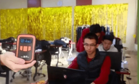 ѧУ·ϵͳ