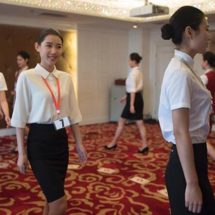 չ˾пսF(xin)(chng) ӢZ(y)øͨ^(gu)