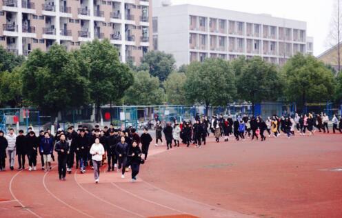 浙江交通職業技術學院航空學院舉行2018迎光晨跑