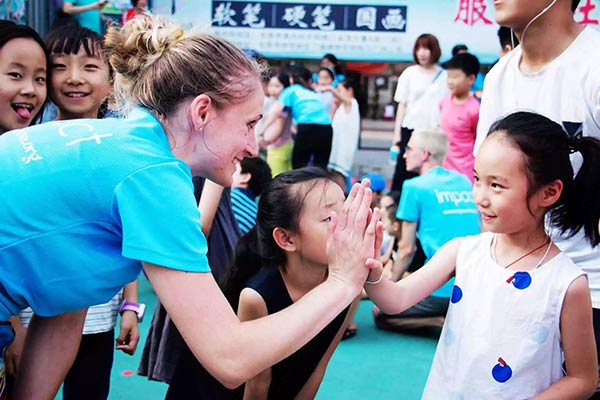 外教口语夏令营提出口语需要勤积累,敢开口才