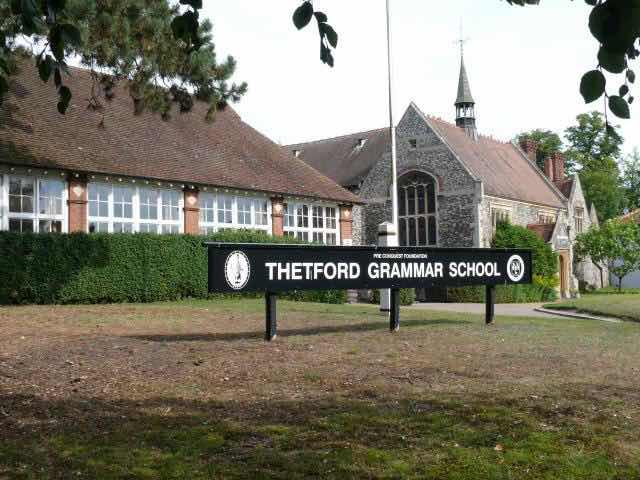 中国科学院大学剑桥国际课程中心