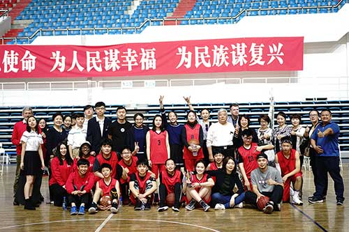 美国达罗捷派国际学院杯篮球友谊赛,首战告捷