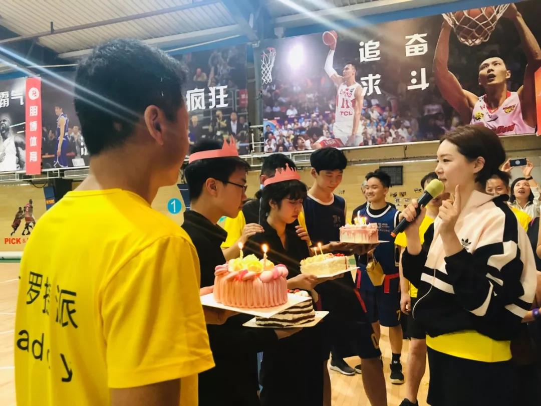 达罗捷派 篮球联谊赛|家长&教师队PK学生队,到底谁赢了?