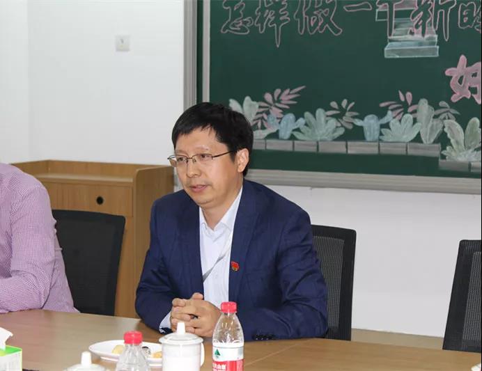 立鸿鹄志 关天下事：县领导莅临北大附益田同文参观指导