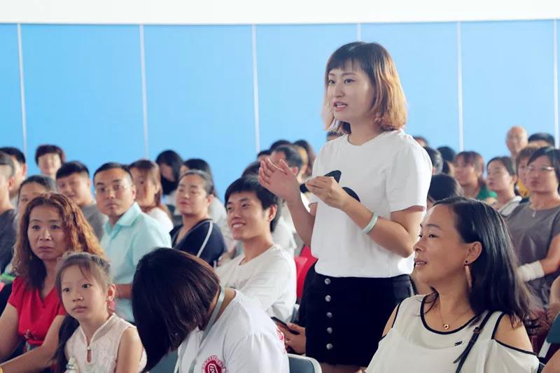 新生家长参观北大附属益田同文学校