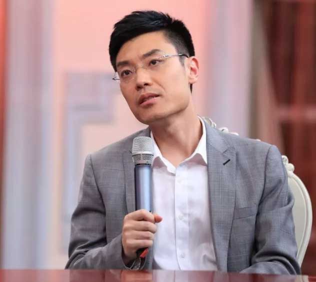 听:力迈中美学校高中校长李悦怎么定义教育理