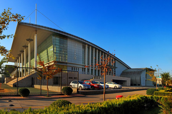 ӱмӦüרҵĵѧУЩ