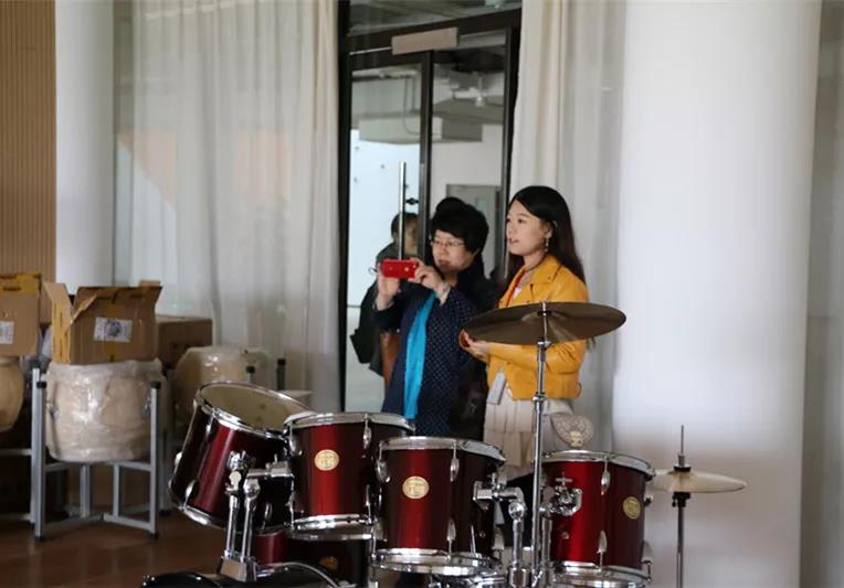 北大附益田同文学校专家探讨：校园图书馆文化如何建设