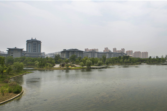 江蘇學空姐哪個大專學校好