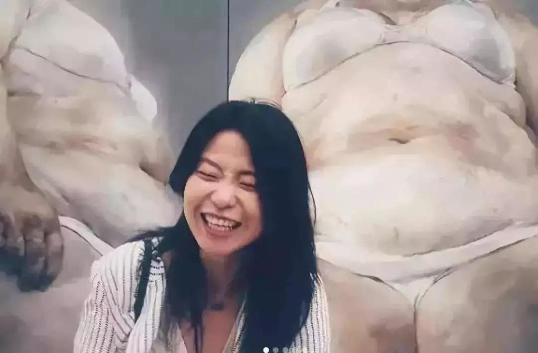 达罗捷派中国留学生毕业演讲 让整个好莱坞为她鼓掌