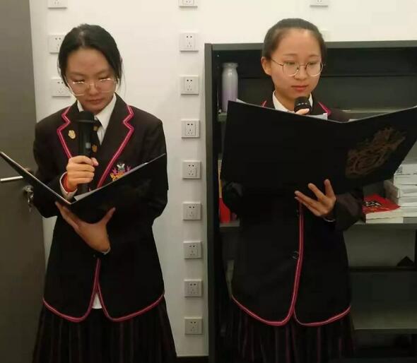 黑利伯瑞【升旗仪式】感恩珍惜,爱在初冬