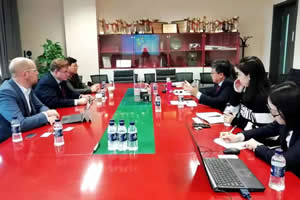 英国肯特大学商学院院长访问北外国际商学院