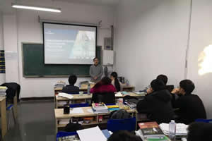 欧道明大学博士为北航2+2留学班举行学术讲座