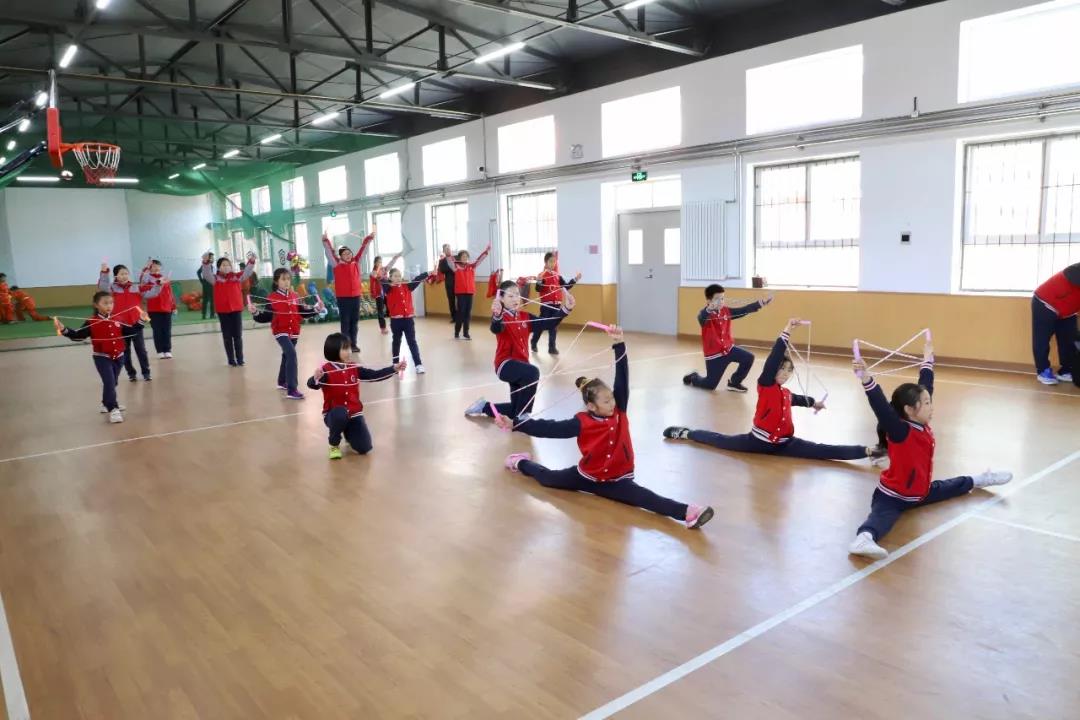 �йش������ѧУ