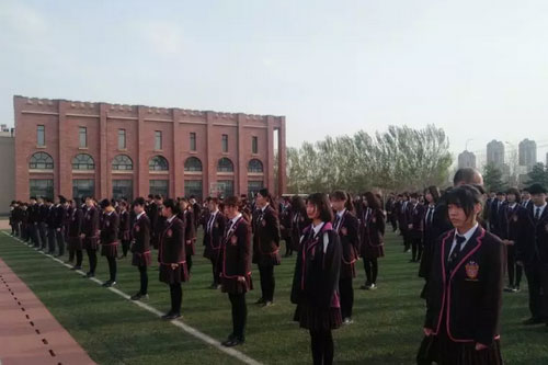 黑利伯瑞学校【升旗仪式】追忆历史,传承文化