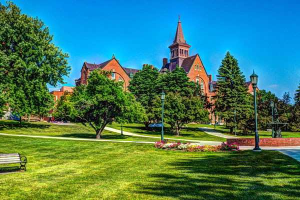 廣西演藝職業(yè)學(xué)院空乘專業(yè)好嗎