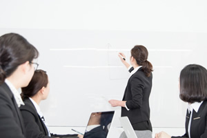 山东师范大学举行召开党风廉政建设毕业生座谈会