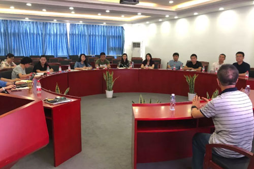 ������������ѧУ