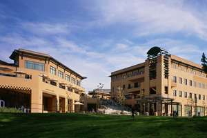 北航3+2留学海外对接名校：加州大学欧文分校