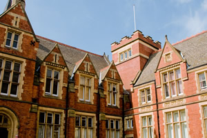 北京航空航天大学3+2留学10名毕业生被利兹大学录取