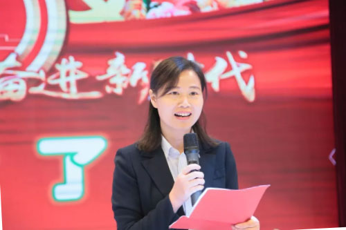 ������ʵ��ѧУ