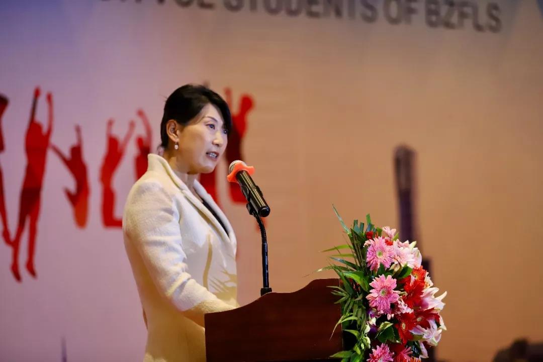 �йش������ѧУ