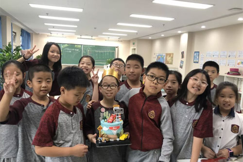 北京明诚外国语学校