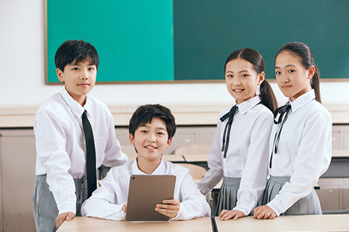 ���ʸ���