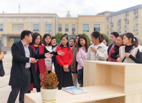贺州学院设计学院举办“家具设计”课业展
