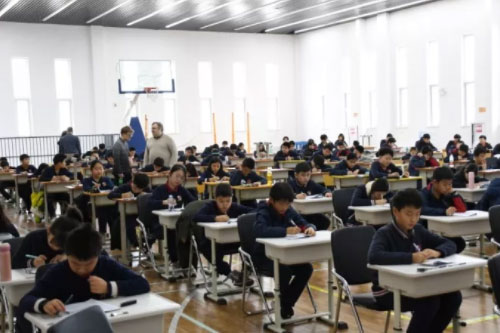 ��������ѧУ